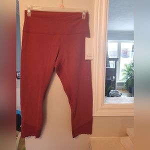 Size 12 NWT Lululemon Pink Crop leggings